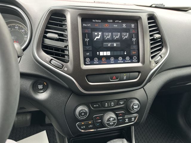 2022 Jeep Cherokee Trailhawk