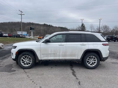 2023 Jeep Grand Cherokee Laredo