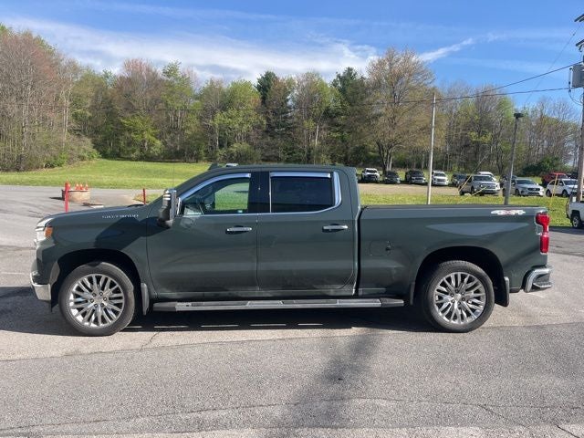2025 Chevrolet Silverado 1500 LTZ