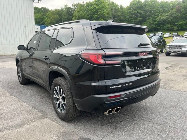 2025 GMC Acadia AT4