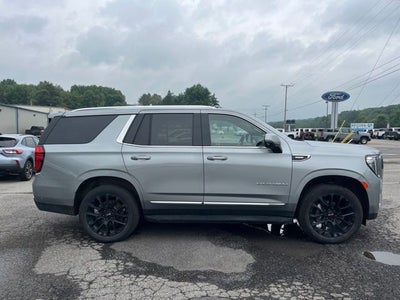 2024 GMC Yukon SLT