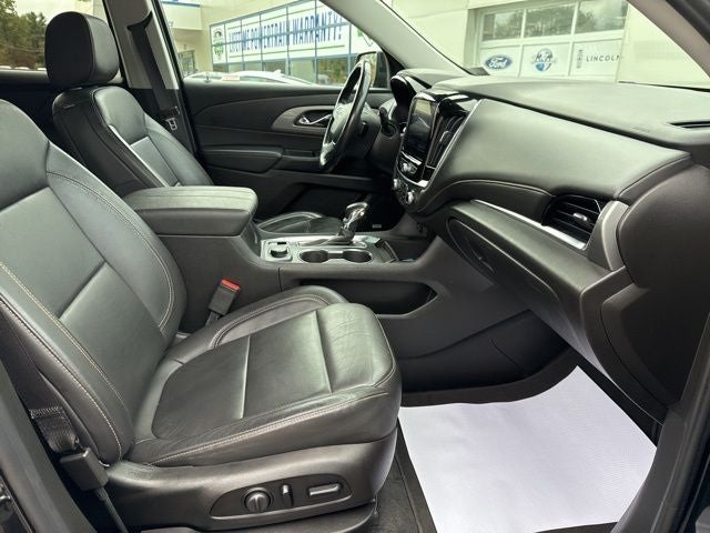 2021 Chevrolet Traverse RS