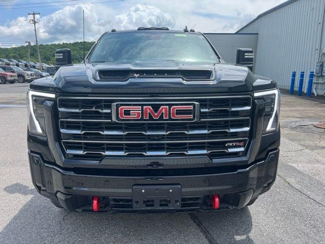 2025 GMC Sierra 2500HD AT4