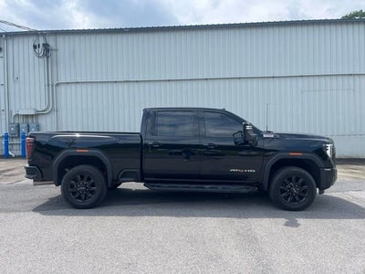 2025 GMC Sierra 2500HD AT4