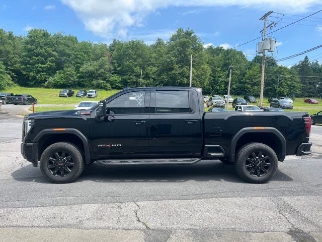 2025 GMC Sierra 2500HD AT4