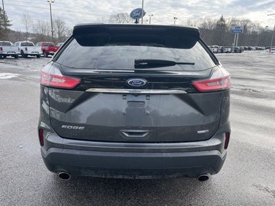 2020 Ford Edge SE