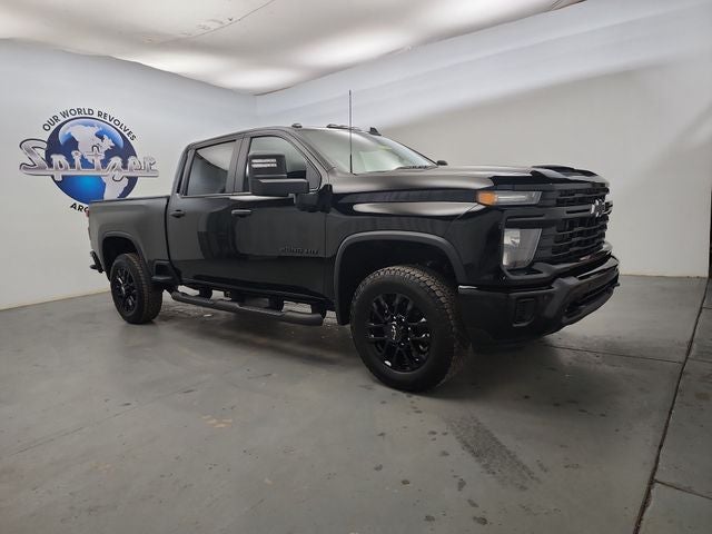 2026 Chevrolet Silverado 2500HD Custom