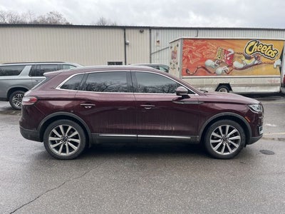 2019 Lincoln Nautilus Select