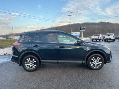2018 Toyota RAV4 LE