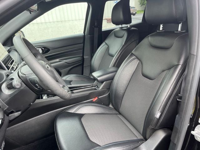 2025 Jeep Compass Latitude Altitude Special Edition PKG