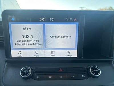 2022 Ford Maverick XL