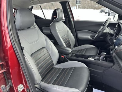 2023 Nissan Kicks SR