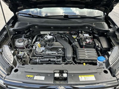 2025 Volkswagen Taos 1.5T SE