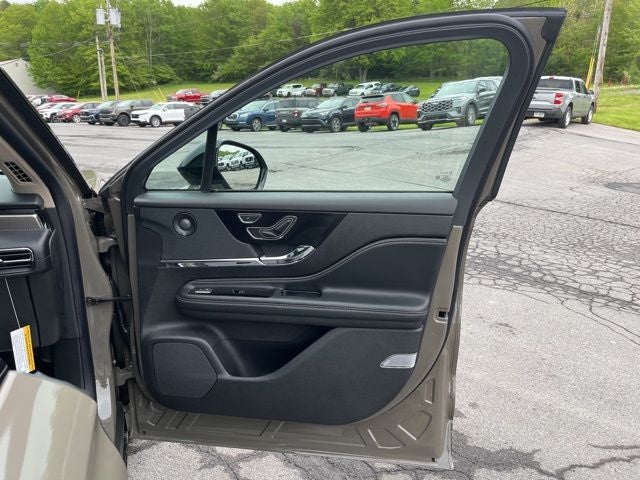 2025 Lincoln Corsair Reserve