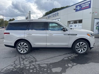 2024 Lincoln Navigator Reserve