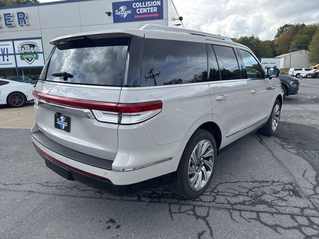 2024 Lincoln Navigator Reserve