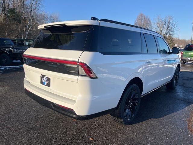 2025 Lincoln Navigator L Reserve