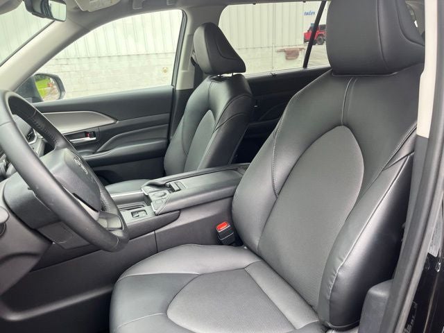 2025 Toyota Grand Highlander Hybrid XLE