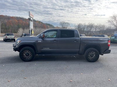 2018 Toyota Tundra SR5