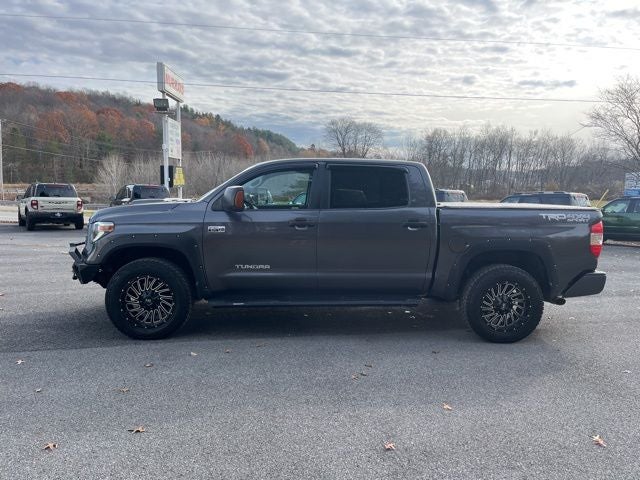 2018 Toyota Tundra SR5