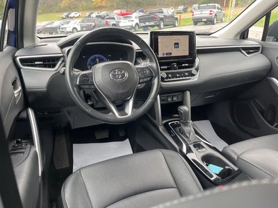 2023 Toyota Corolla Cross XLE