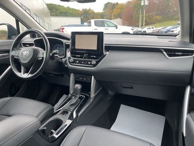 2023 Toyota Corolla Cross XLE