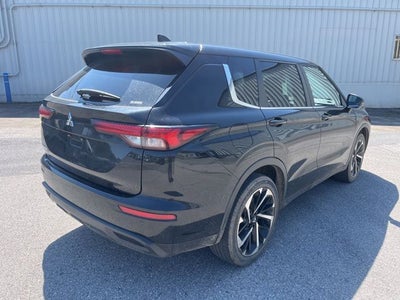 2022 Mitsubishi Outlander ES