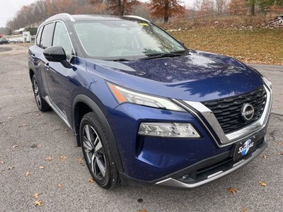 2022 Nissan Rogue SL