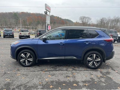 2022 Nissan Rogue SL