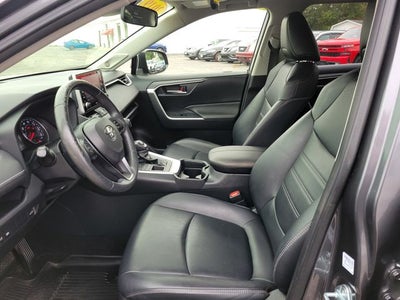 2019 Toyota RAV4 XLE Premium