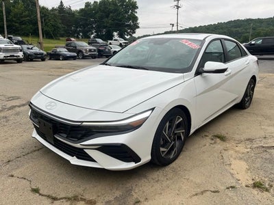 2025 Hyundai Elantra Limited
