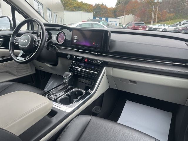 2024 Kia Carnival EX