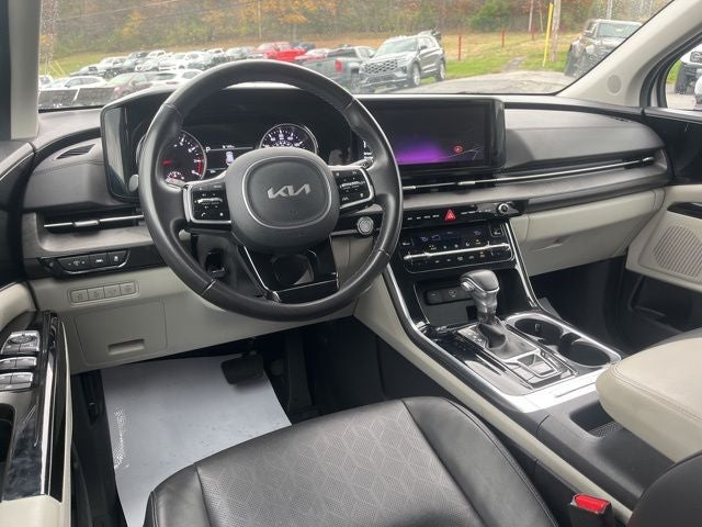 2024 Kia Carnival EX