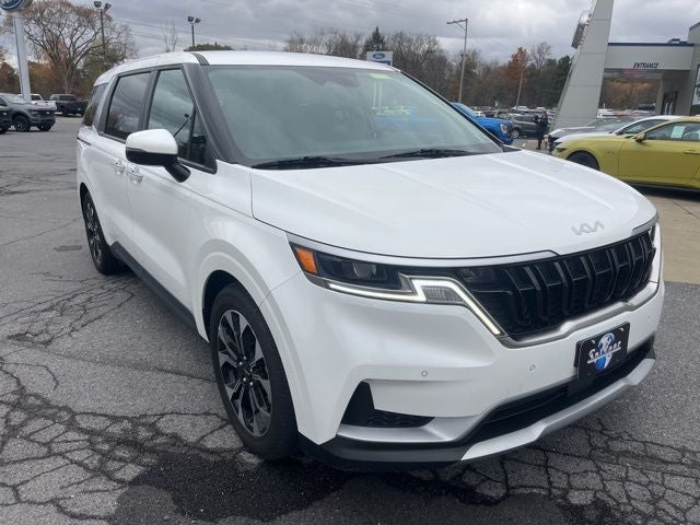 2024 Kia Carnival EX