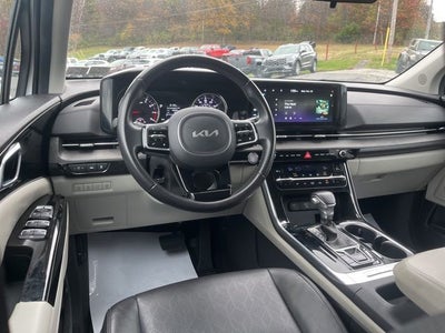 2024 Kia Carnival EX