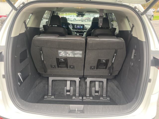 2024 Kia Carnival EX