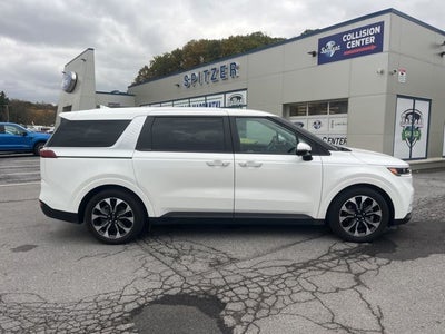 2024 Kia Carnival EX