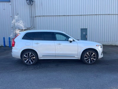 2024 Volvo XC90 B6 Plus Bright Theme