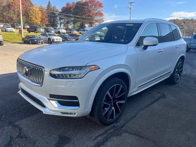 2024 Volvo XC90 B6 Plus Bright Theme