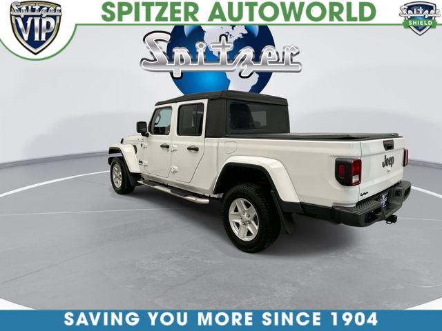 2022 Jeep Gladiator Sport