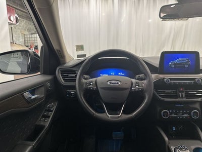 2020 Ford Escape Hybrid Titanium