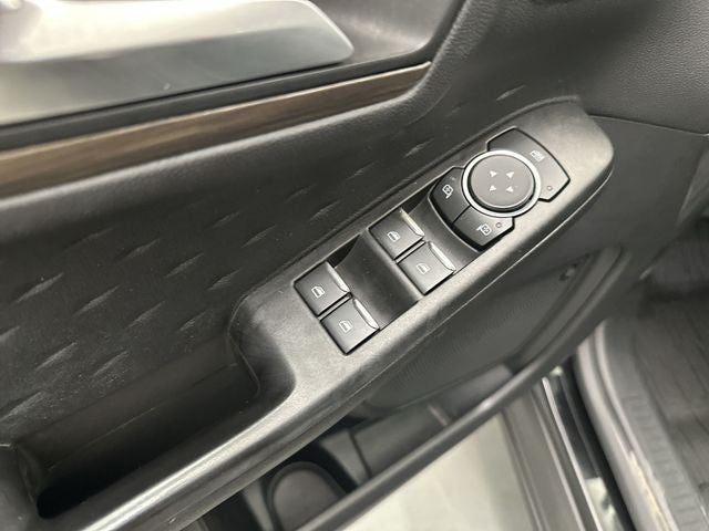 2020 Ford Escape Hybrid Titanium