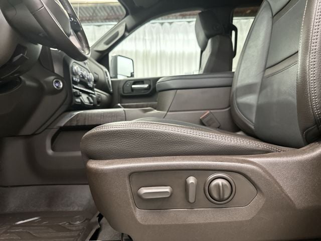 2023 GMC Sierra 2500HD Denali
