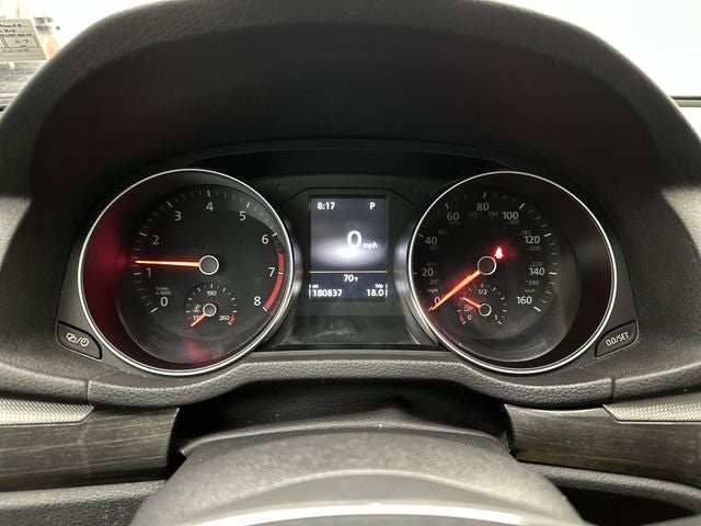 2017 Volkswagen Passat 1.8T SE w/Technology