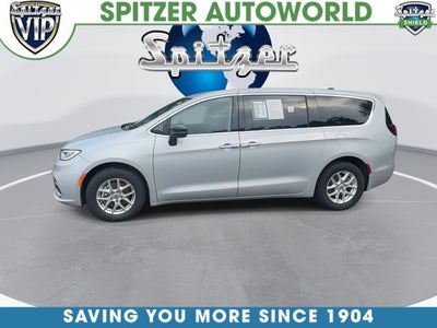 2024 Chrysler Pacifica Touring L