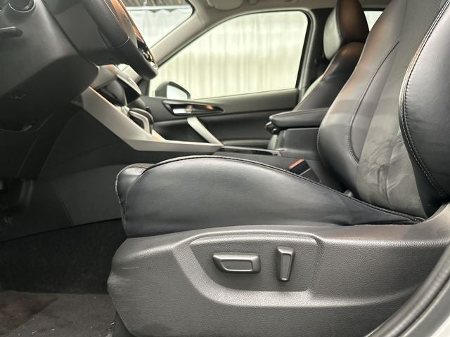 2025 Mitsubishi Eclipse Cross Base