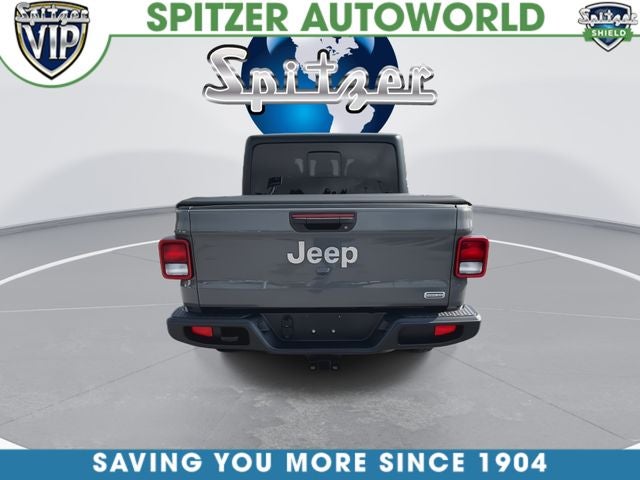 2022 Jeep Gladiator Overland