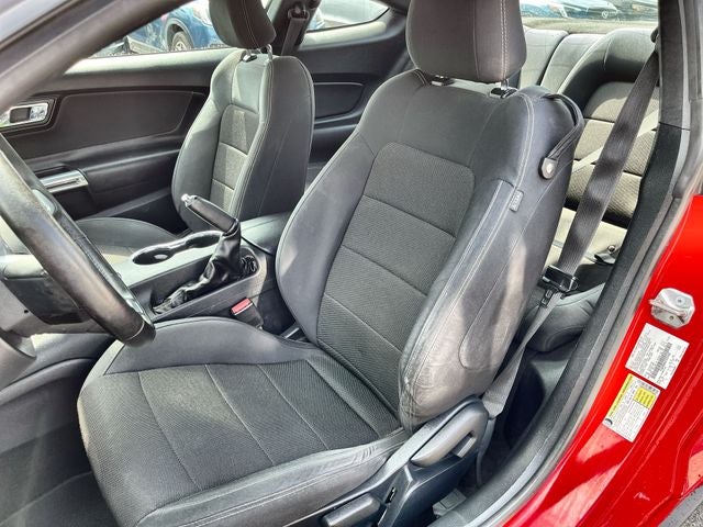 2015 Ford Mustang V6