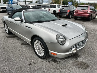 2004 Ford Thunderbird Base