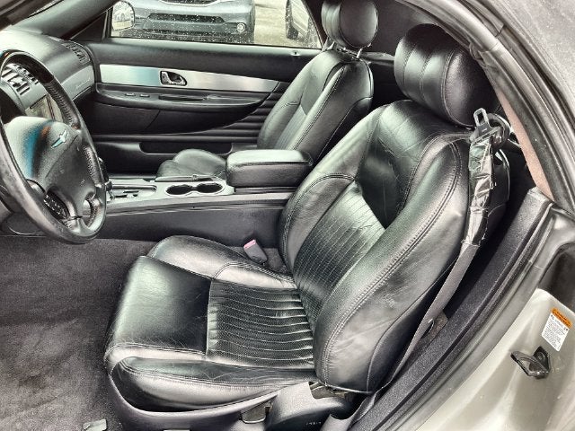 2004 Ford Thunderbird Base
